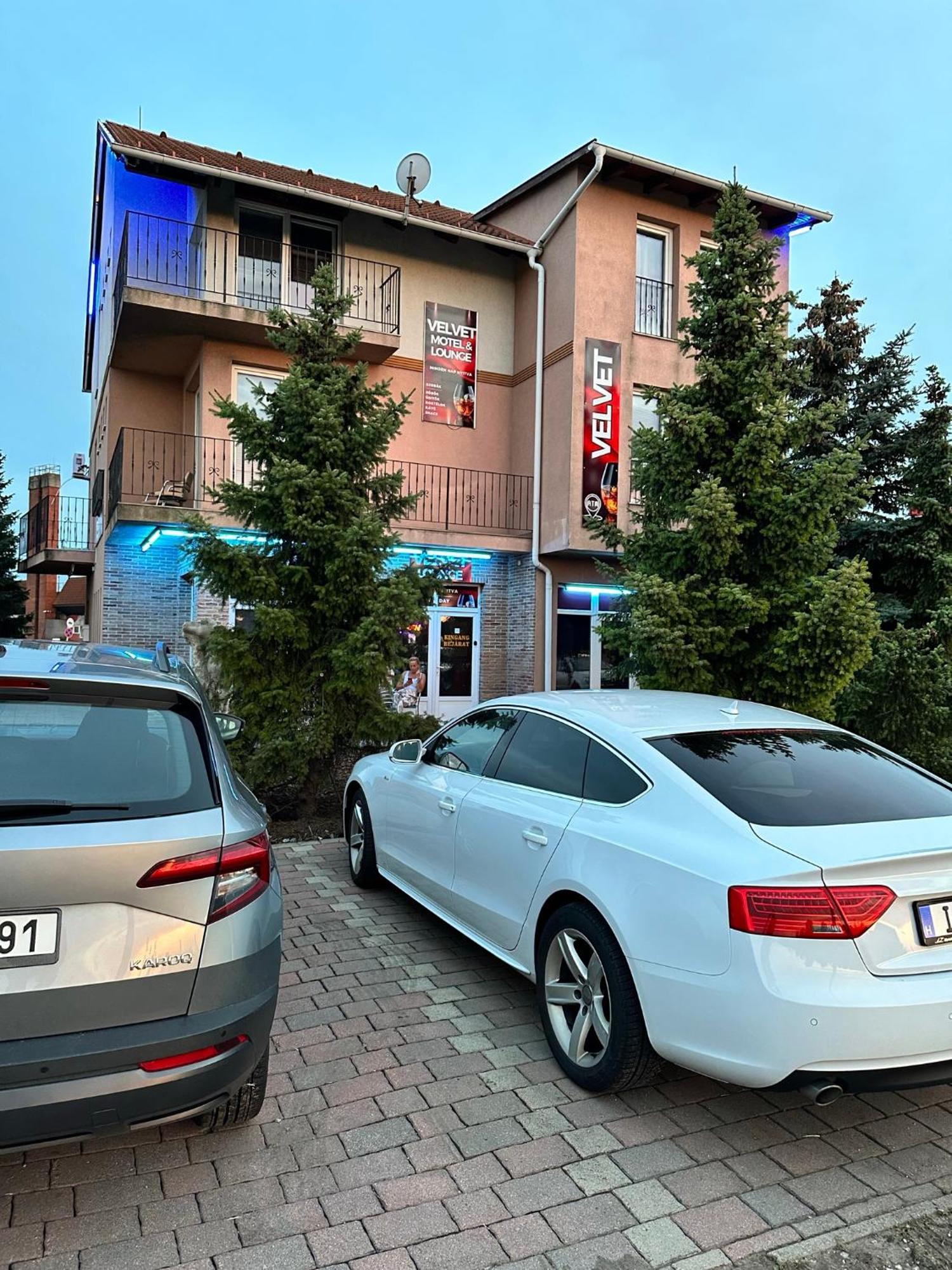 Velvet Motel Hegyeshalom Luaran gambar