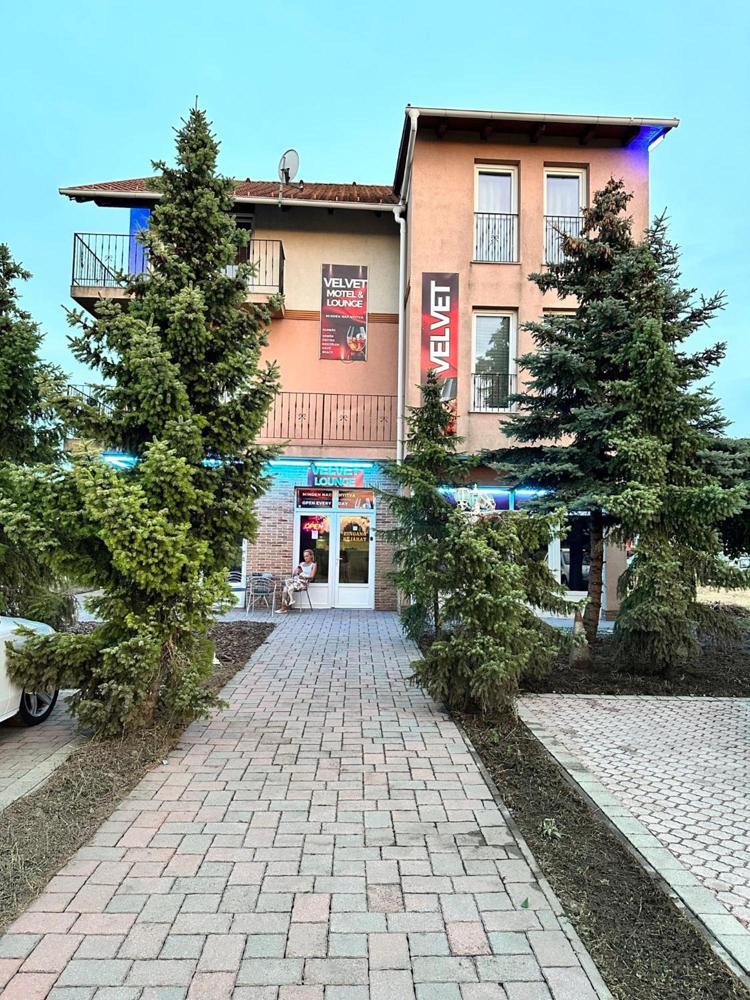 Velvet Motel Hegyeshalom Luaran gambar